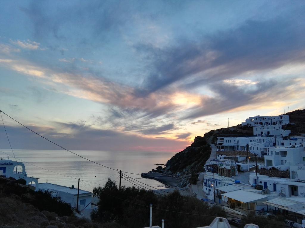 Perigiali Rooms & Apartments Folegandros Agali Extérieur photo